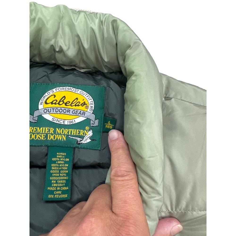 Cabelas outdoor gear goose down green vest size Large Regual SKU 3038 - Picture 3 of 14